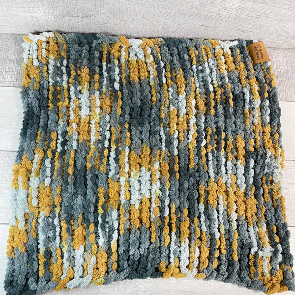 "Waterlily" Knit Blanket