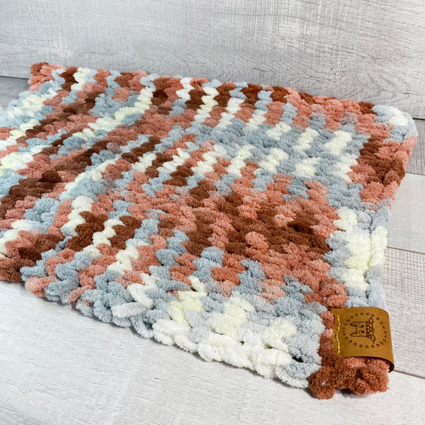"Dahlia" Knit Blanket