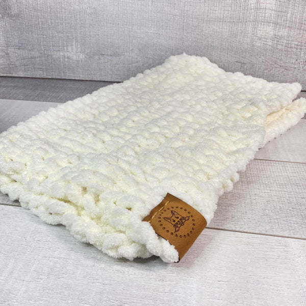 "Snowdrop" Knit Blanket